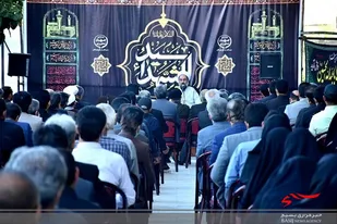 با تمسک به ائمه و الگو گرفتن از آن در مسیر خدمتگذاری به مردم  گام برداریم