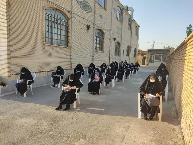 برگزاری کلاس و آزمون احکام خواهران بسیجی