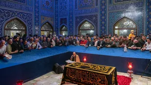 تشرف موکب&zwnj;داران عراقی برای زیارت مزار رهبر شهید