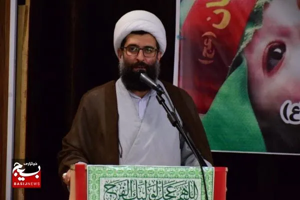 همایش شیرخوارگان باید جلسه تربیت سرباز برای امام زمان(عج) باشد