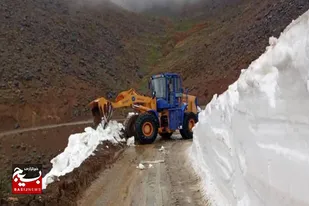 ادامه عملیات برف&zwnj;روبی و بازگشایی محور فرعی گنجنامه&ndash;تویسرکان