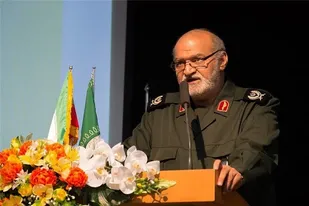 "تربیت دانشجوی انقلابی" رسالت مهم اساتید بسیجی است/ دانشگاه مرکز فرماندهی جهاد علمی در راستای مقابله با تحریم هاست