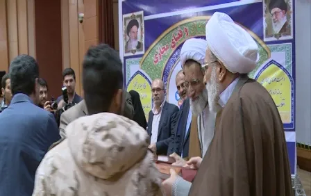 تجلیل از برگزیدگان اجلاس نماز در شهرکرد