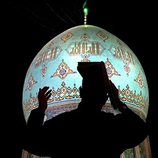 مهمترین عمل در شب قدر دعا برای فرج امام زمان (عج) است