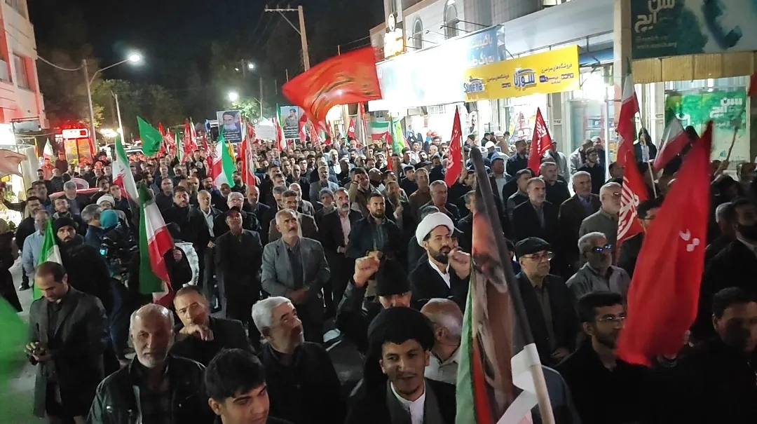 مردم! یادمون نره،  آقامون هرچی میگه باید بگیم «چشم»