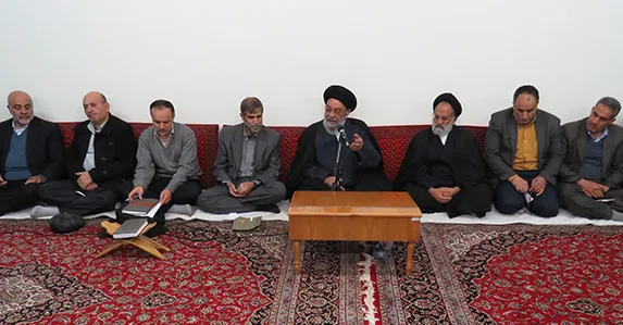 بصیرت شرط مقابله با نفوذ در مجلس شورای اسلامی است
