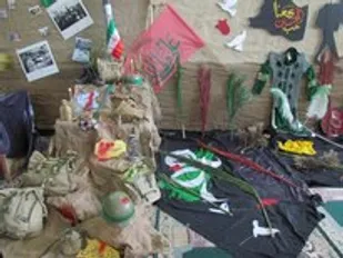 برپایی نمایشگاه هفته دفاع مقدس در روستای ده چشمه