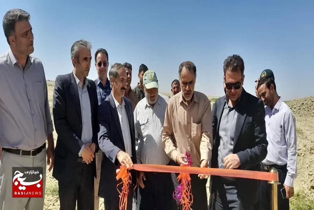 افتتاح پروژه آبخیزداری روستای باباحصاری فامنین با اعتبار ۱۵ میلیارد ریال