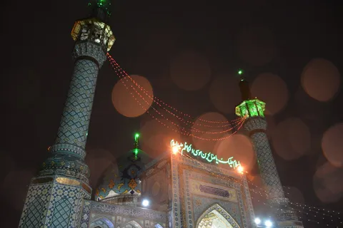 شب بارانیِ امام زاده صالح(ع) در آستانه میلاد حضرت رسول(ص)
