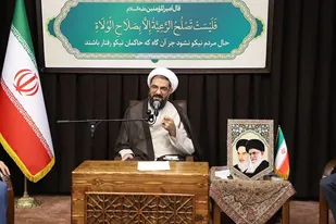 باید واقعیت&zwnj;ها و دستاوردها را به درستی برای نسل جدید تبیین کرد