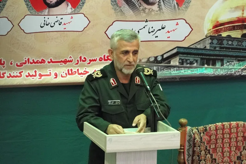 اگر غفلت کنیم دشمن در ما نفوذ خواهد کرد