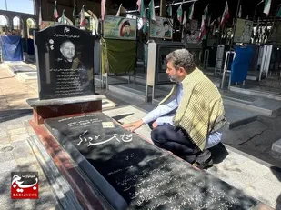 فرمانده سپاه تهران بزرگ به زیارت مزار سرلشکر شهید دکتر احمد سوداگر رفت