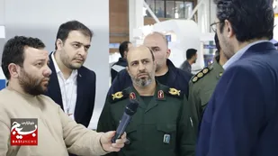 بازدید فرمانده سپاه استان البرز از نمایشگاه صنعت هواپیمایی استان+تصاویر