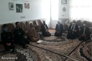 دیدار جمعی از مسئولان شهرستان بهار با خانواده شهید قاسمی