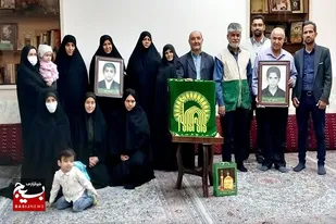 پرچم حرم امام رضا (علیه السلام ) میهمان خانواده شهید دانش آموز