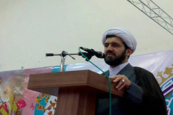 دشمن به دنبال جایگزینی فرهنگ غرب به جای فرهنگ اسلامی و تمدن کشورهاست