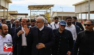 بازدید وزیر نفت از طرح&zwnj;های توسعه نفت در غرب کارون