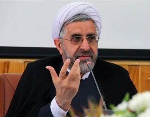 تولید و بومی کردن علم از دستاوردهای ایثارگری‌ شهداست/ شهدا قلب تاریخ هستند
