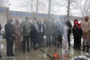 استکبارستیزی دانش&zwnj;آموزان اسدآبادی و عمل به وصیت شهید &laquo;محمدرسول رضایی&raquo;