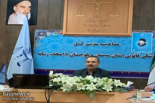 اتباع بیگانه هزینه بسیار گزافی را در همه بخش ها به کشور وارد می کنند