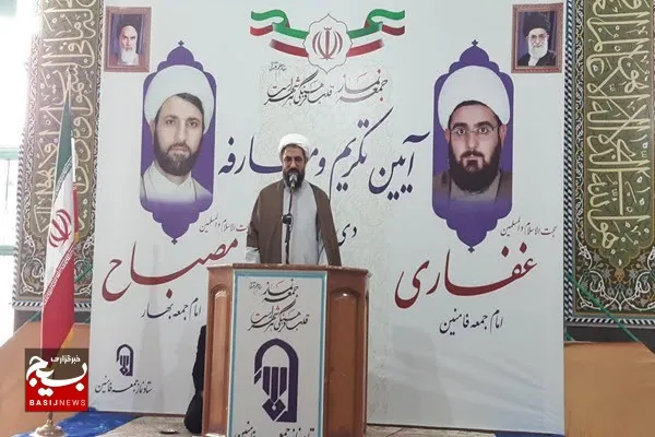 تیم اقتصادی دولت باید قوی‌تر وارد شود