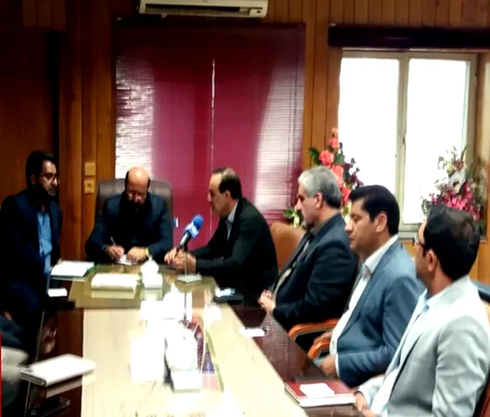 رشد علمی کشور در سطح جهانی نشان از نبوغ نخبگان ایرانی است/ نخبگان با دیدگاه حل مسائل یاریگر مسئولان باشند