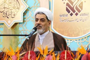 دختران بر حفظ عفاف خود حساسیت داشته باشند/ تأکید بر تکریم والدین