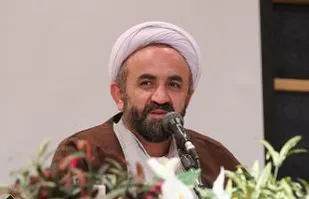 جایزه باروت خیس بازگو کننده پوچ بودن سیاست های استکبار است