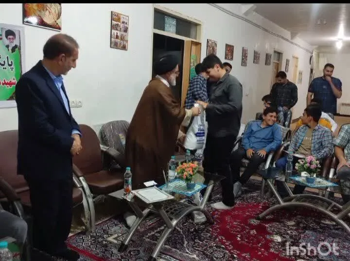 تقدیر از فعالان و خدمتگذاران ماه مبارک رمضان در دهلران
