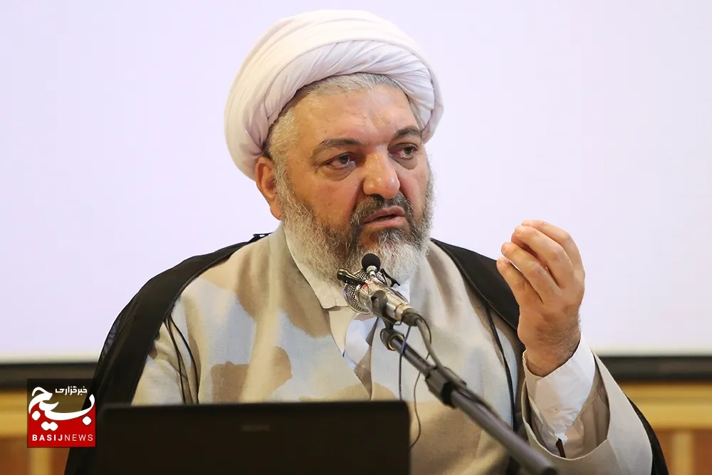 امید کلید بازکننده همه قفل ها است/نقطه تمرکز دشمن بر امید زدایی است