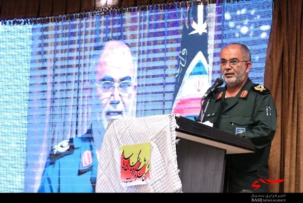 شاعر آئینه تمام نمای حماسه­ ها و خاطره­ هاست