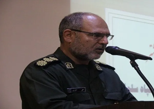 حضور حداکثری مشروعیت نظام را به رخ جهانیان می کشد