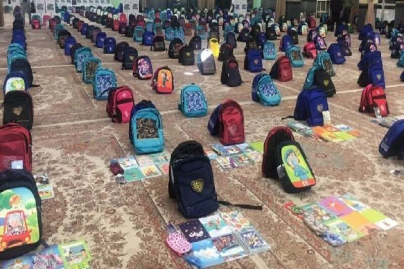 ۱۱ هزار بسته تحصیلی بین دانش‌آموزان زنجانی توزیع شد