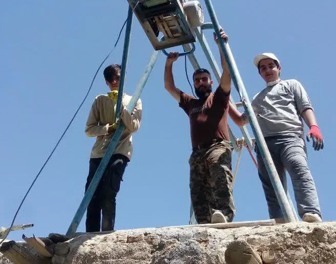 اقدامات گروه جهادی سفیران خدمت در روستای خم پیچ خوانسار