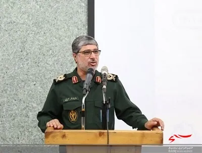 خبرنگاران، پیروزی در نبرد رسانه‌ای را برای ملت ایران به ارمغان بیاورند