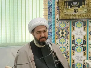 اعتکاف بریدن از کلیدهای غیر خداست/ به فرموده امام راحل مردم ما از مردم زمان عصر رسول الله برتر هستند