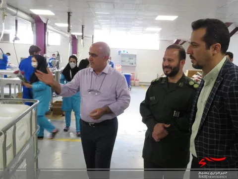 بازدید فرمانده سپاه زرندیه از واحد صنعتی