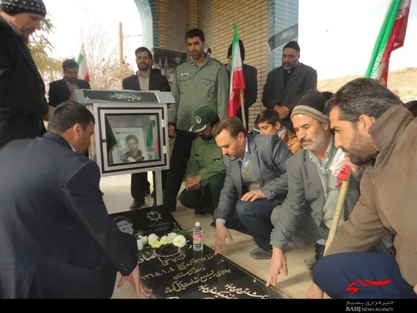 آئین آبروی محله، یادواره شهید شهید رستم صادقی در دهستان چم چنگ شهرستان سامان استان چهارمحال و بختیاری  برگزار شد.