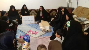 برگزاری دوره آموزش چرم&zwnj;دوزی برای خواهران بسیجی رزن