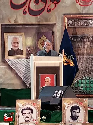 دشمنان از مکتب سلیمانی ترس دارند/شهید سلیمانی خدمتگزاری خود را به مردم را تکمیل و سپس سند شهادتش امضا شد