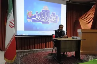 هدف اصلی دشمن جلوگیری از نفوذ انقلاب اسلامی در جهان