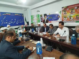 دفاع مقدس یک گنجینه بزرگ معرفتی است/ یکی از ثمرات بزرگ دفاع مقدس، فرهنگ سازی است