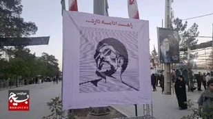 اولین نقاشی تعاملی چهره امام شهید در گلزار مطهر شهدا تکمیل شد