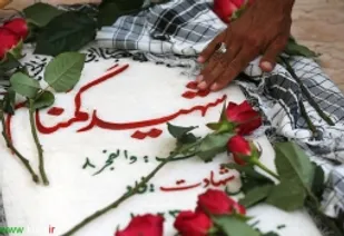 آیین غبار روبی گلزار شهدا شهر دیر