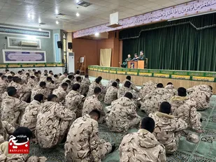 دیدار صمیمی و محفل انس با قرآن  سربازان سپاه ولی عصر (عج) خوزستان