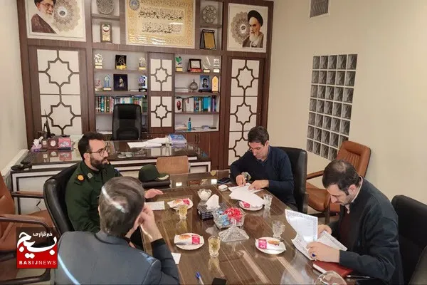 اهدا ۴۸ دستگاه یخچال فریزر به نوعروسان نیازمند به همت بسیج ادارات استان همدان