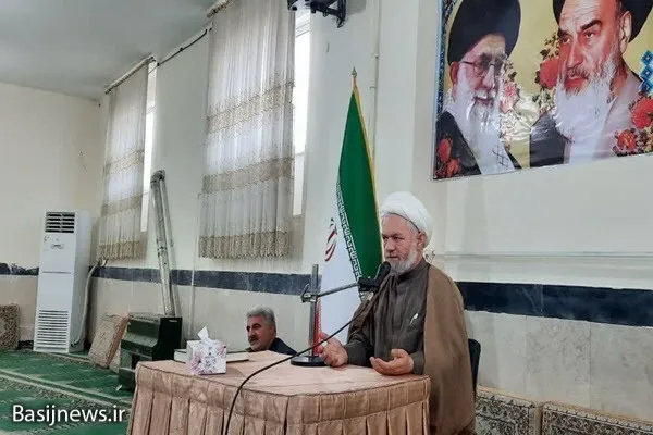 دشمن در فضای مجازی به دنبال تضعیف جایگاه نیروی انتظامی است