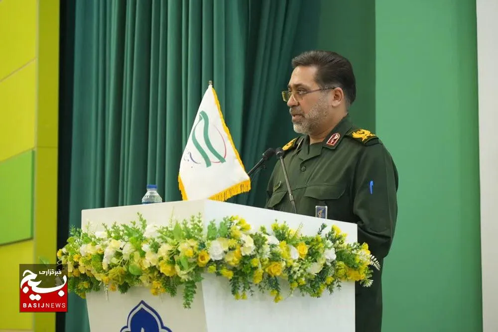 اساتید دانشگاه‌ها باید دغدغه‌مند حل مشکلات جامعه باشند