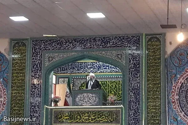 مردم با تحلیل درست خود اجازه سوء استفاده به دشمن را ندهند