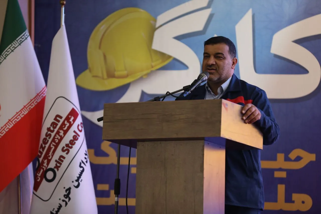 کارگران فولاد اکسین ثابت کرده‌اند در عمل به فرمایشات مقام معظم رهبری پیشرو هستند